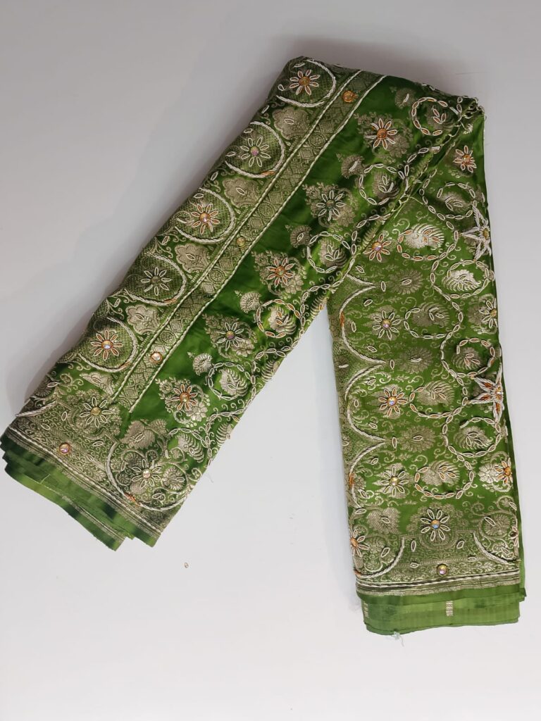 Banarasi Bridal Saree,Royal HandloomElegance