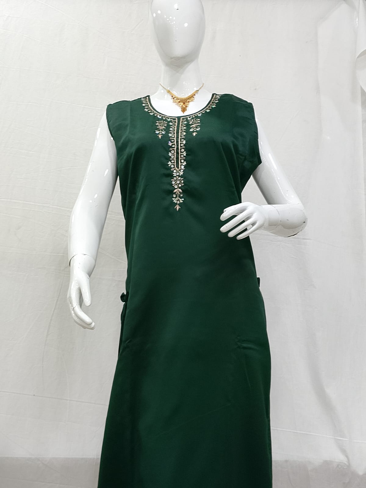 Elegant Kurti Set for Festive and Daily Wear