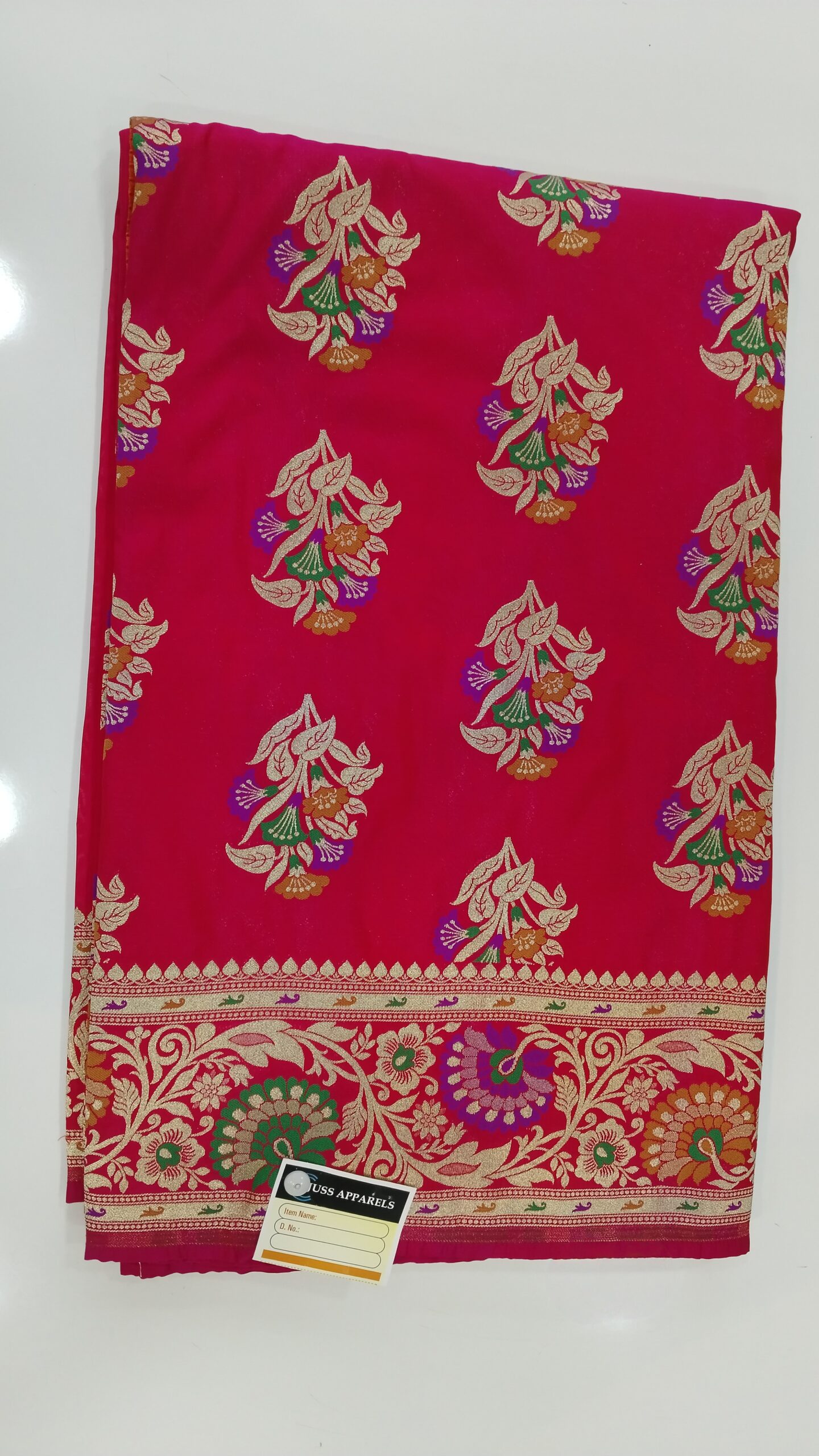 Luxurious Banarasi Bridal ,Wedding Elegance